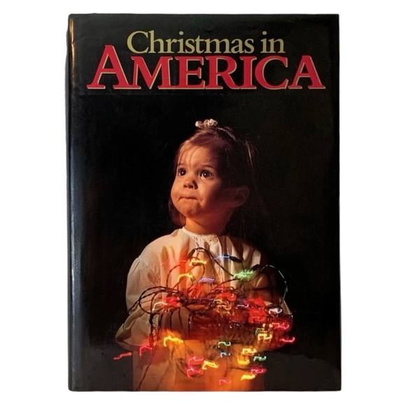 Christmas In America Large Coffee Table Book - Picture 1 of 2